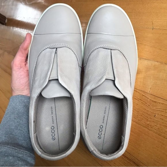 Ecco Soft 7 II Womens Slip-on sneakers taupe beige shoes womens size 9 US Eu 40 - Picture 7 of 14